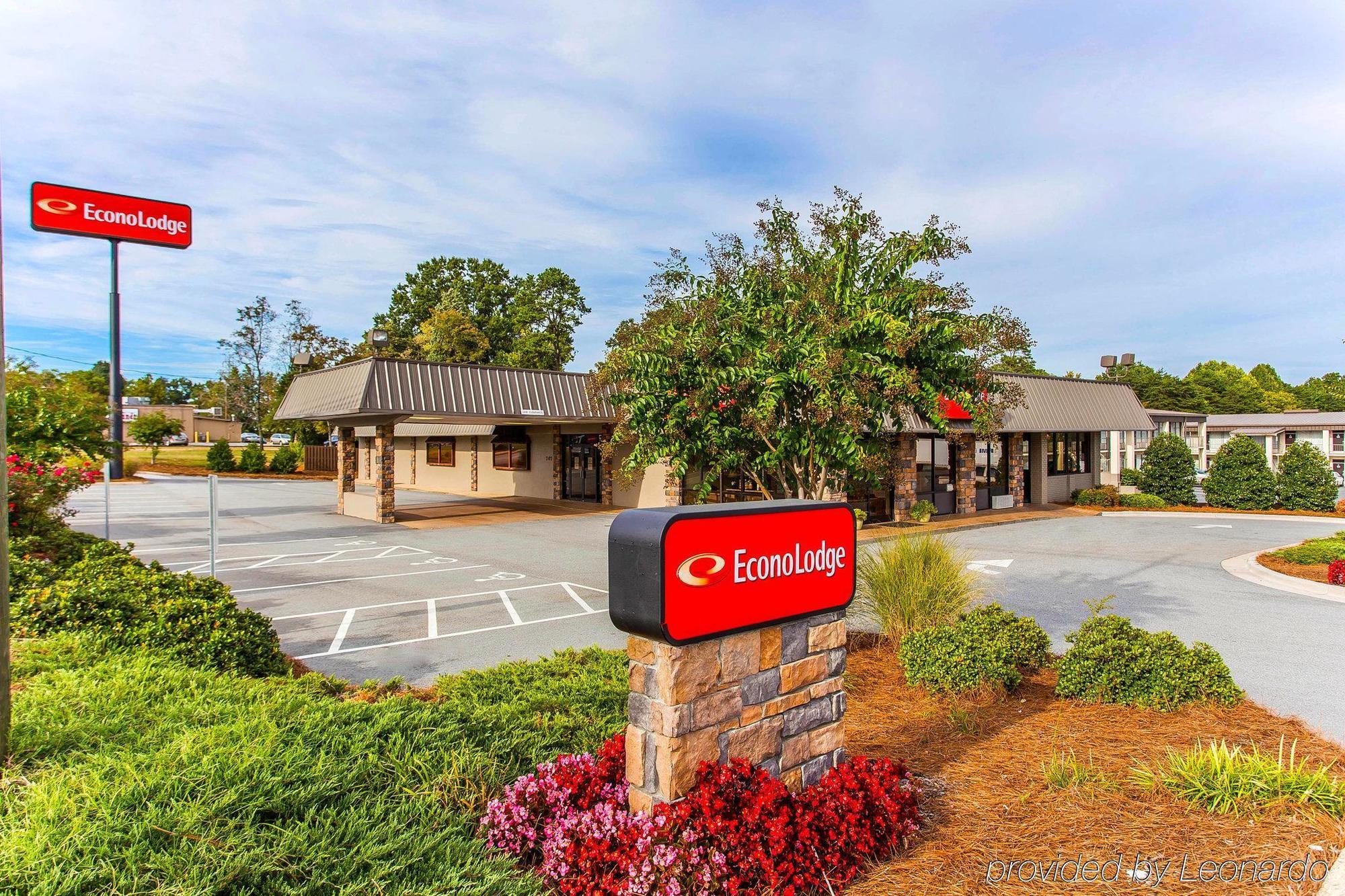 Econo Lodge Kernersville Eksteriør billede